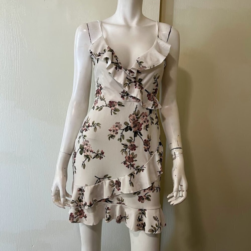 NEW Missguided Dress 6